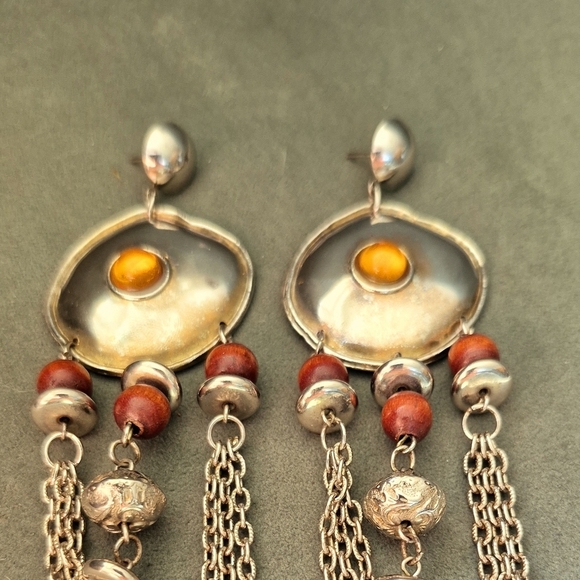 Elegant Silver and Gold Chain Earrings - Picture 2 of 10